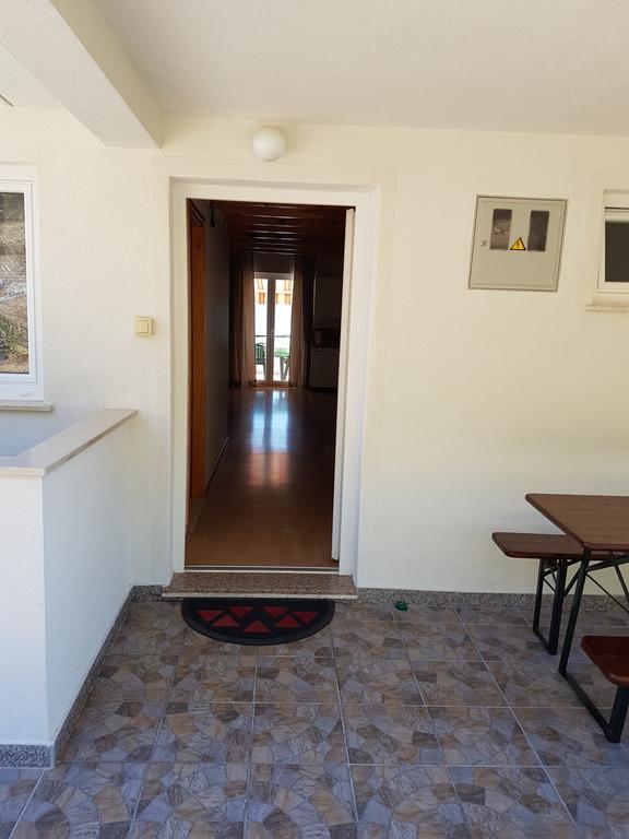 Apartmani Amila-Pisak Eksteriør bilde